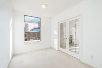 #302 - 2271 Bellevue Avenue